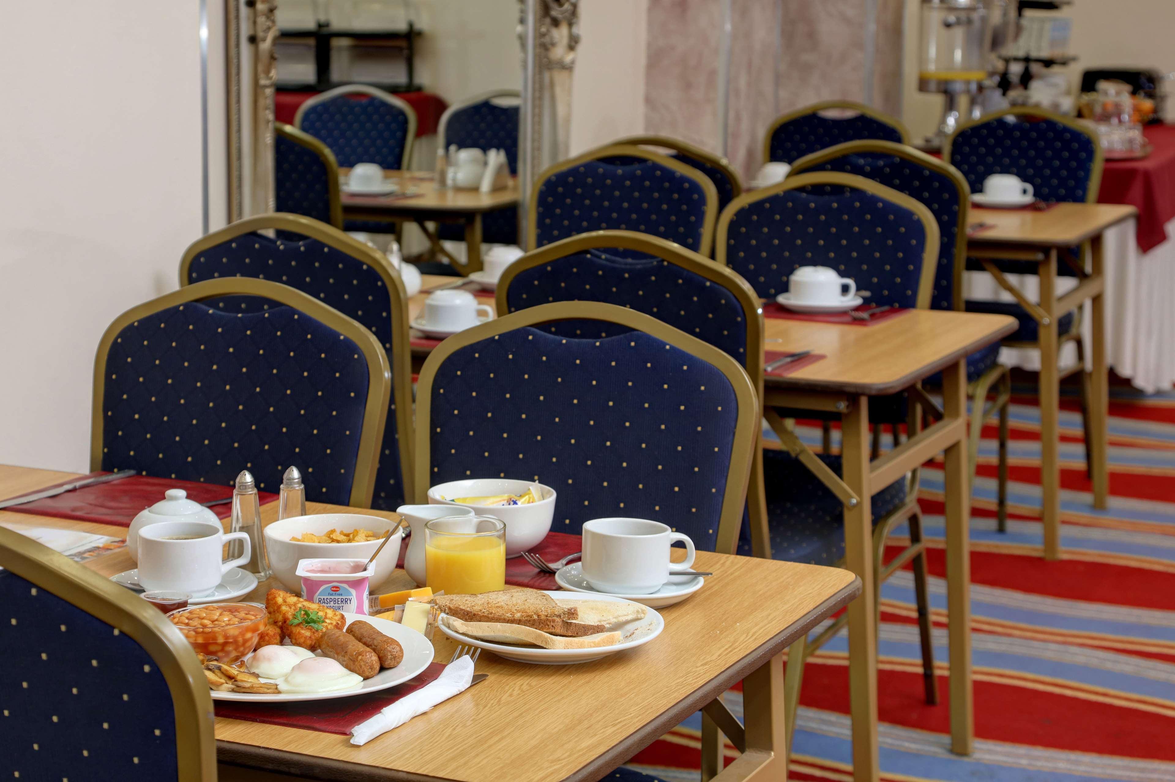 Best Western Greater London Илфорд Экстерьер фото